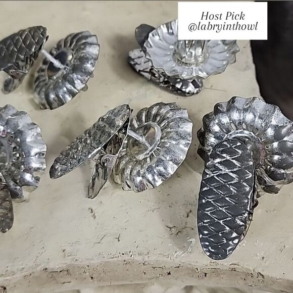 22 Vintage Pinecone Christmas Tree Candle holders - Picture 1 of 10